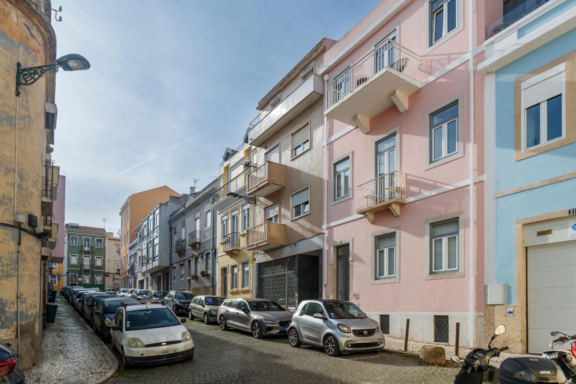 Cortes Apartment In Lisbon Historic Neighborhood Esterno foto